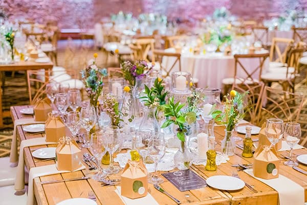 montern-rustic-fall-wedding-nicosia-stunning-floral-design_24w