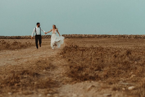 most-romantic-fall-wedding-antiparos-magical-view_18