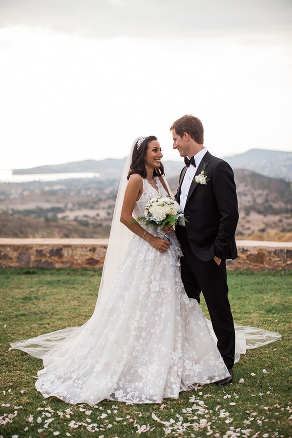 romantic-summer-wedding-hatzi-mansion_21