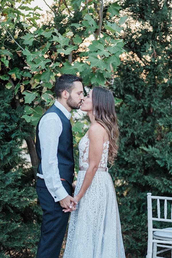 stunning-summer-wedding-athens-lavender-wheats-romantic-details_29