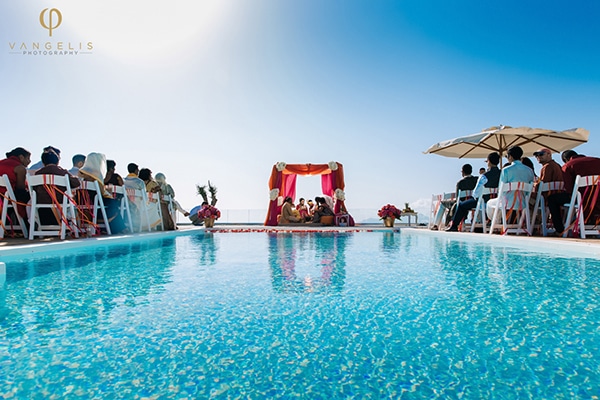 unforgettable-honeymoon-magical-luxury-villas-spa-santorini-island_07