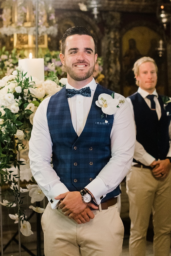 beautiful-spring-wedding-kefalonia-olive-branches-white-flowers-_11