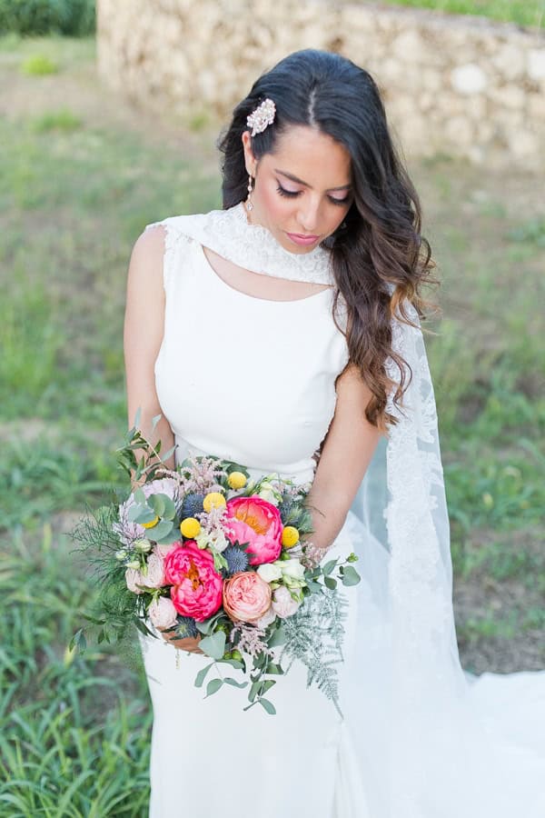 beautiful-summer-wedding-Kefalonia-fuchsia-details-_03