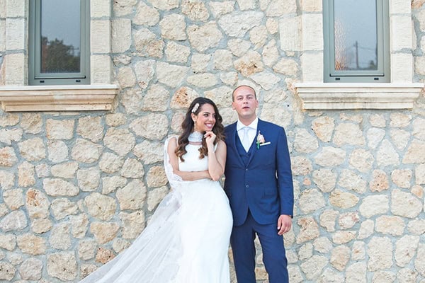 beautiful-summer-wedding-Kefalonia-fuchsia-details-_27