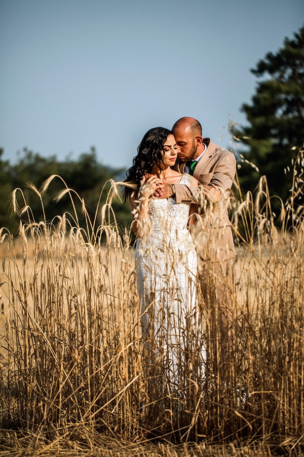 beautiful-summer-wedding-white-roses_01x