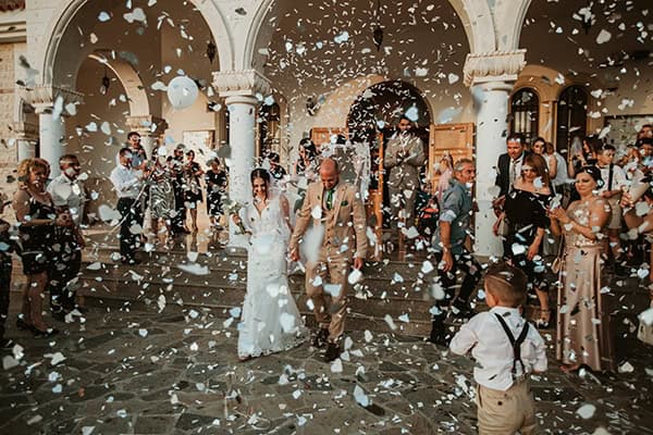 beautiful-summer-wedding-white-roses_12x
