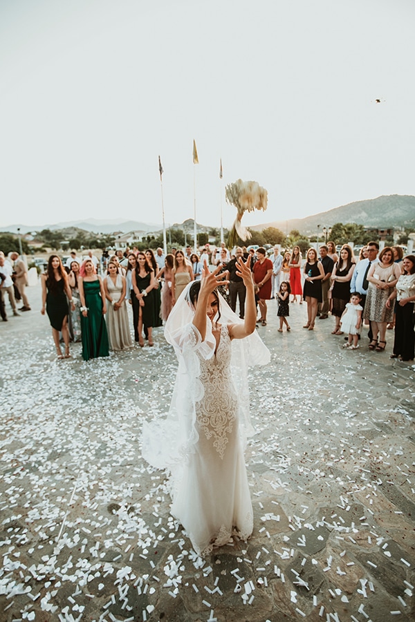 beautiful-summer-wedding-white-roses_14