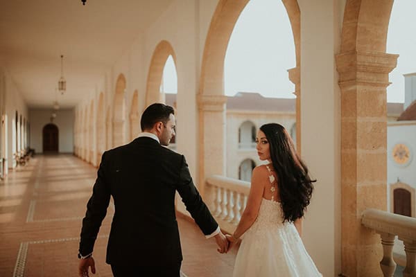 destination-wedding-fairy-lights-elegant-details-_28