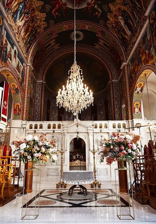 fall-wedding-nicosia-lush-florals_06