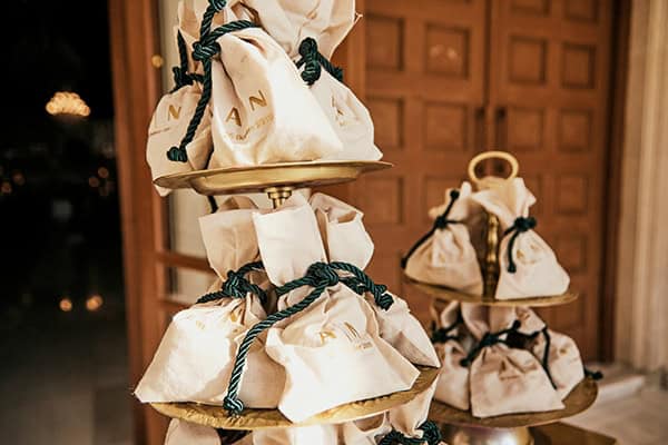 fall-wedding-nicosia-lush-florals_08