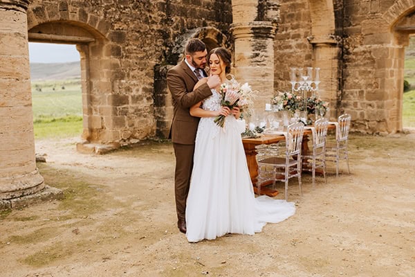 most-romantic-styled-shoot-dried-flowers-bohemian-elements_01