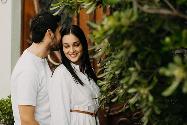 romantic-outdoor-prewedding-shoot-_04x