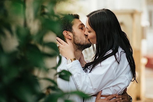 romantic-outdoor-prewedding-shoot-_05x