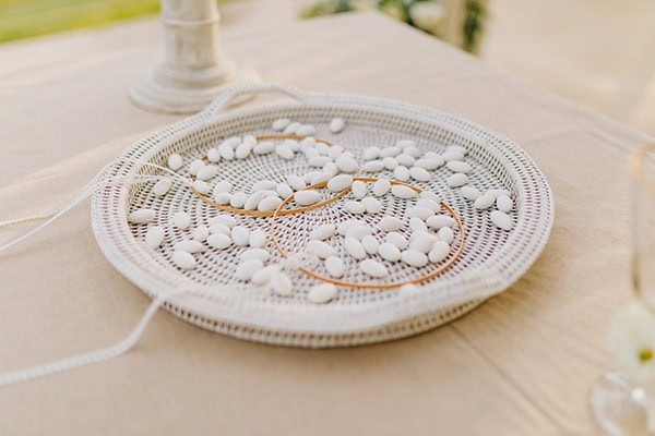 romantic-summer-wedding-galazia-akti-bohemian-details_17x