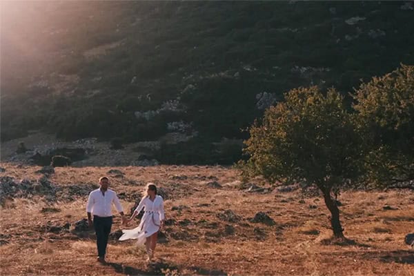 Ρομαντικό βίντεο καλοκαιρινού γάμου στην Αράχωβα │ Eυαγγελία & Σπύρος