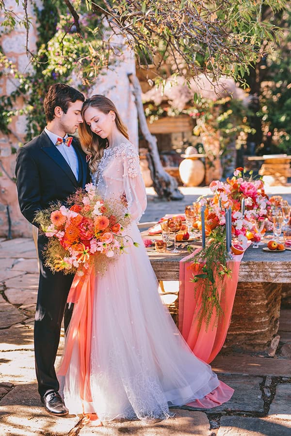 stunning-colorful-styled-shoot-mani_02