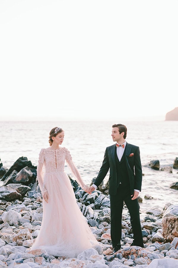 stunning-colorful-styled-shoot-mani_07z