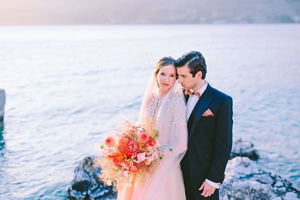 stunning-colorful-styled-shoot-mani_13w