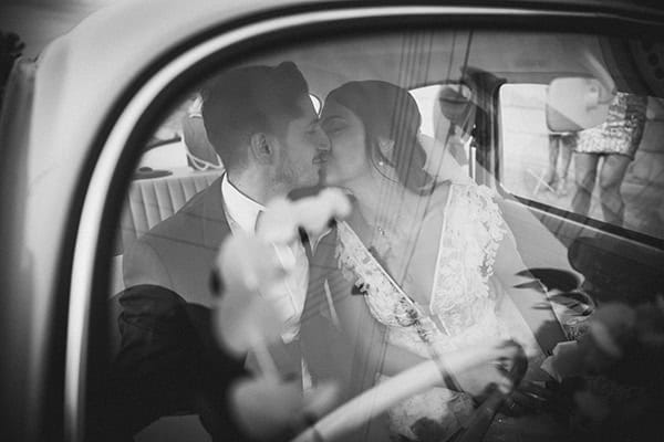 autumn-wedding-nicosia-pastel-white-flowers_19