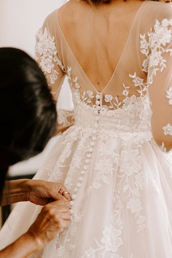 beautiful-greek-island-wedding-andros-fuchsia-peach-details_05