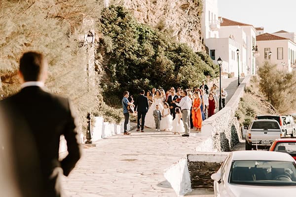beautiful-greek-island-wedding-andros-fuchsia-peach-details_14x