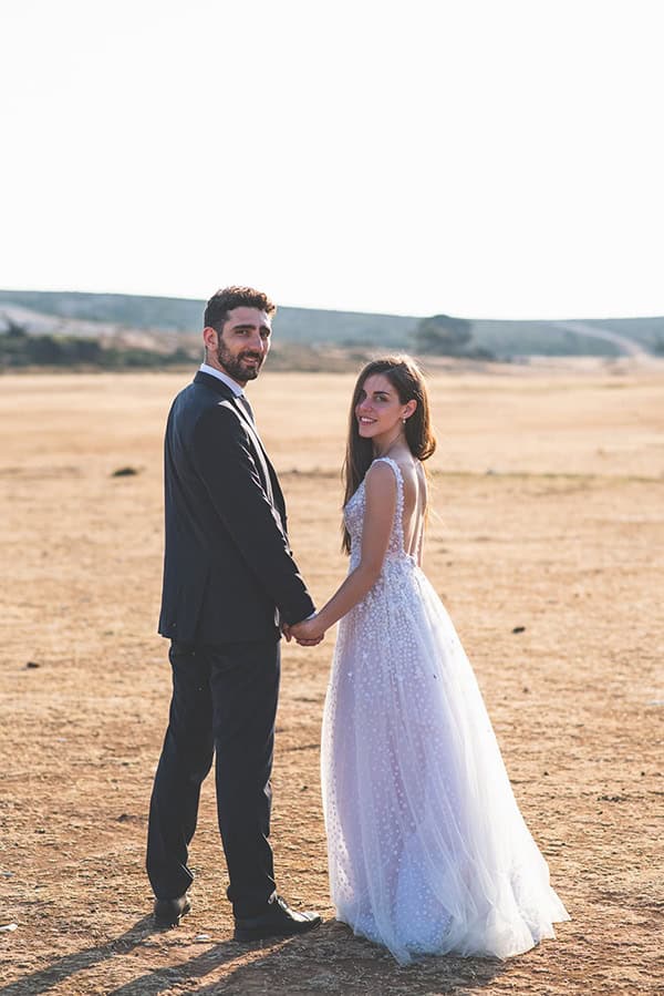 civil-wedding-skyros-rustic-style_01x