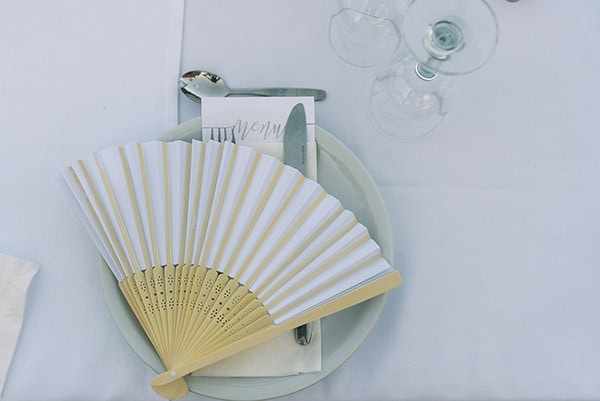 elegant-wedding-kefalonia-pretty-white-flowers_27x