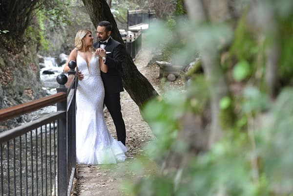 fall-wedding-nicosia-pastel-hues-gold-details-_02