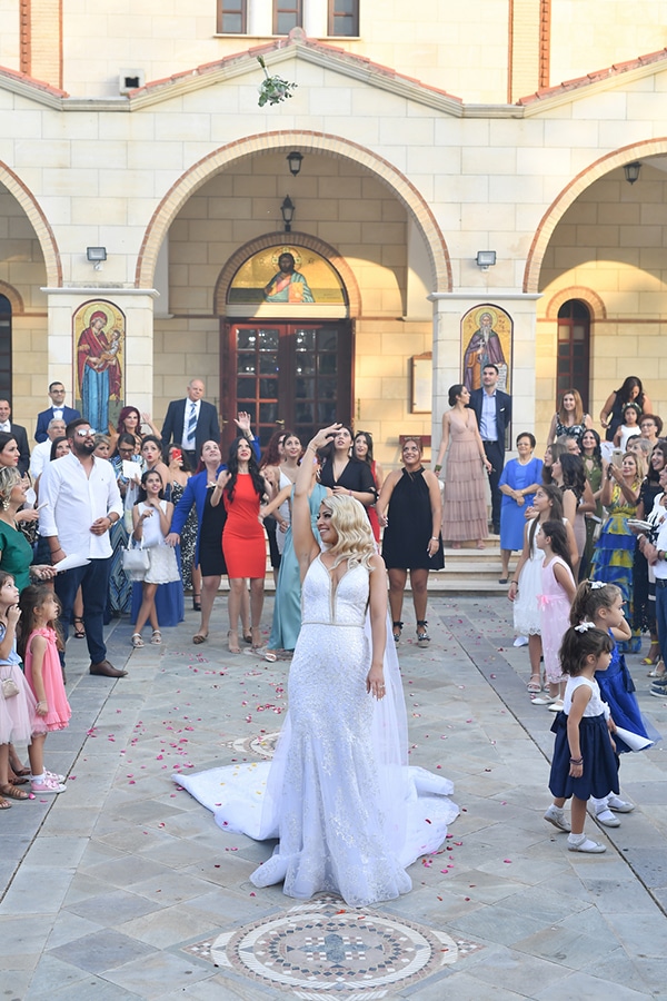 fall-wedding-nicosia-pastel-hues-gold-details-_13
