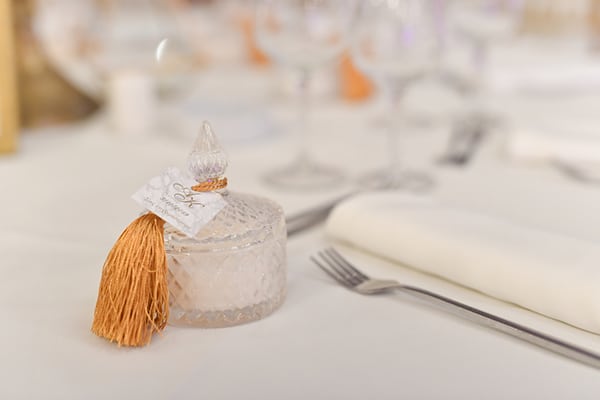 fall-wedding-nicosia-pastel-hues-gold-details-_22x
