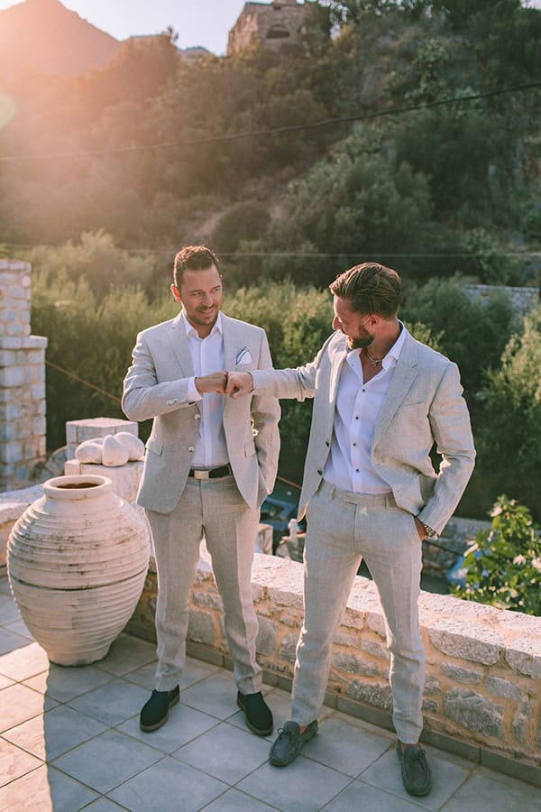 romantic-elopement-mani-stunning-sea-view_11