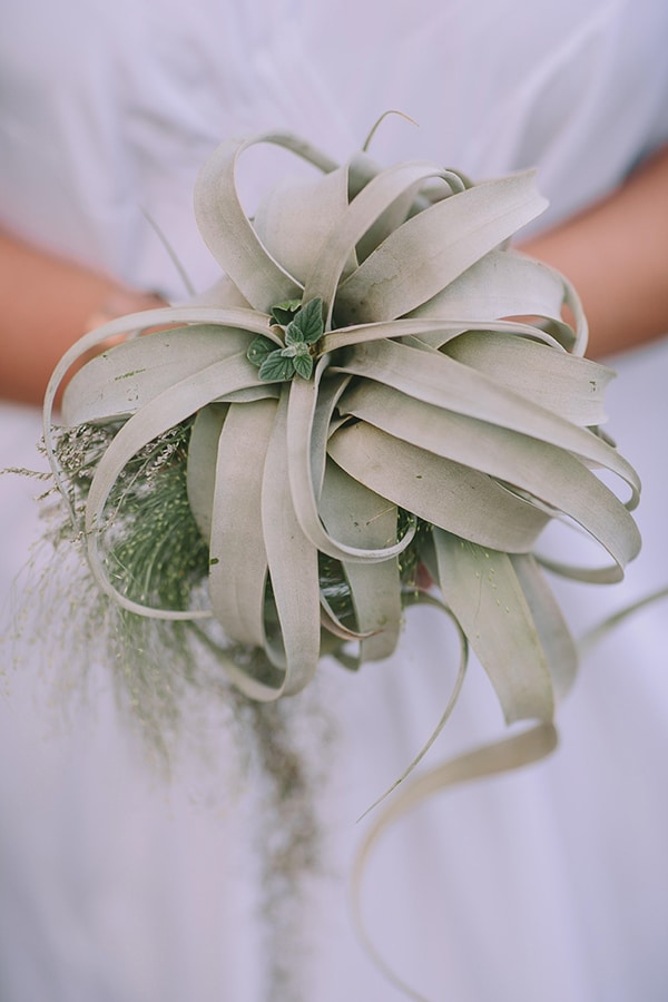 romantic-elopement-mani-stunning-sea-view_19x