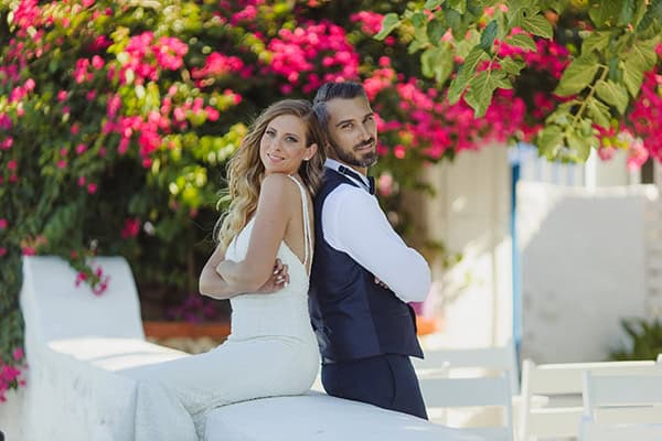 romantic-summer-wedding-athens-baby-breath-eucalyptus_01x