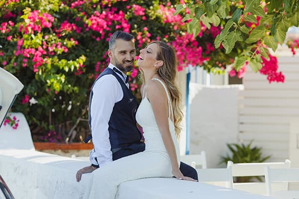 romantic-summer-wedding-athens-baby-breath-eucalyptus_02