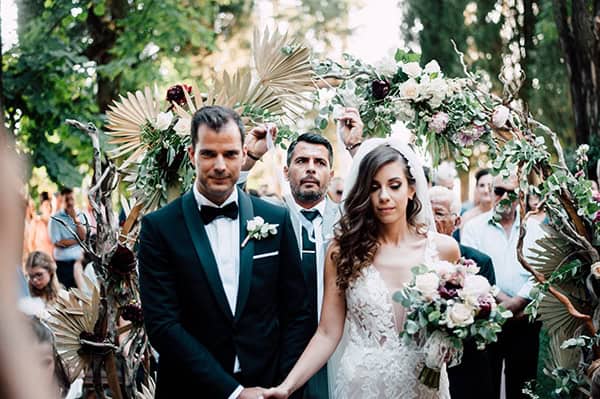 summer-wedding-ivory-roses-red-peonies_13