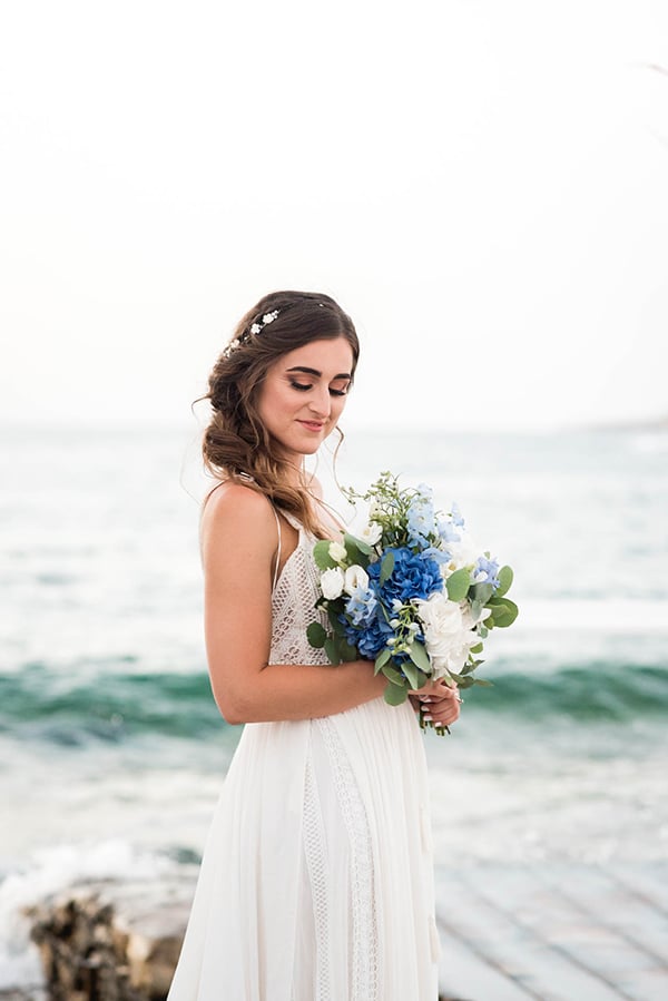 summer-wedding-paros-white-blue-hues_02x