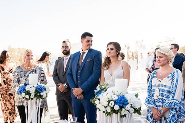 summer-wedding-paros-white-blue-hues_15