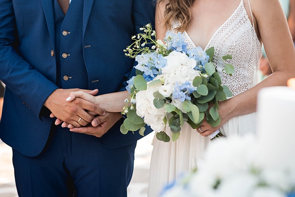 summer-wedding-paros-white-blue-hues_18