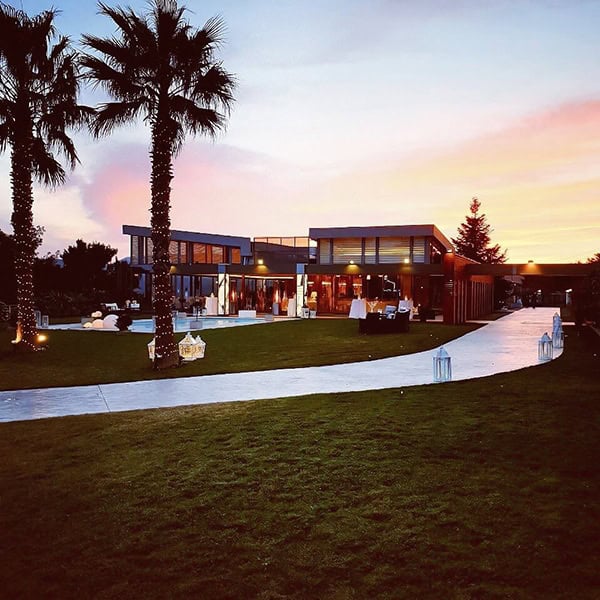 wonderful-venue-wedding-party_04