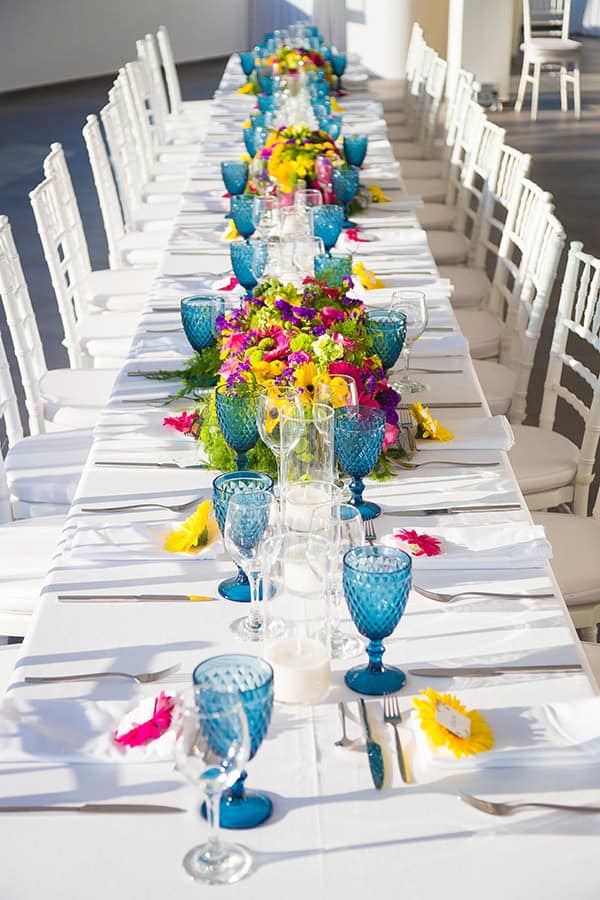 wonderful-wedding-venue-santorini-island-memorable-experience-guests-_01x