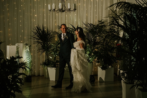 beautiful-fall-wedding-larnaca-white-flowers-greenery_20