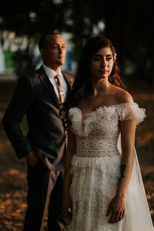 beautiful-fall-wedding-larnaca-white-flowers-greenery_30