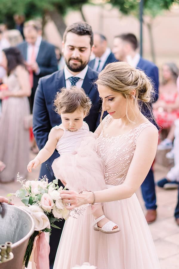 beautiful-wedding-baptism-most-romantic-details_53