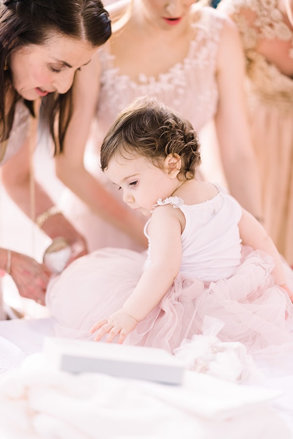 beautiful-wedding-baptism-most-romantic-details_55