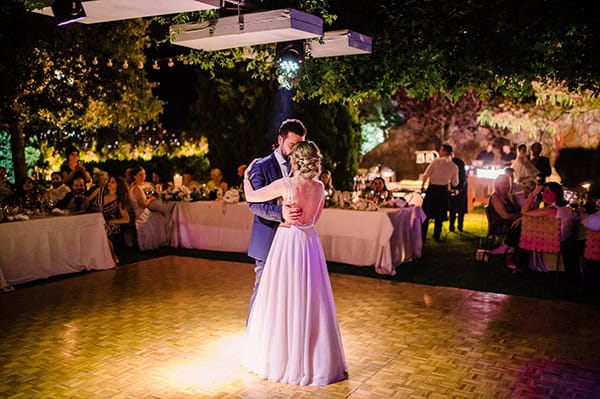 beautiful-wedding-baptism-most-romantic-details_74