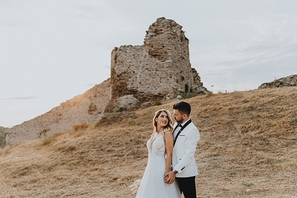 bohemian-summer-wedding-xanthi-pampas-grass-david-austin-roses_01