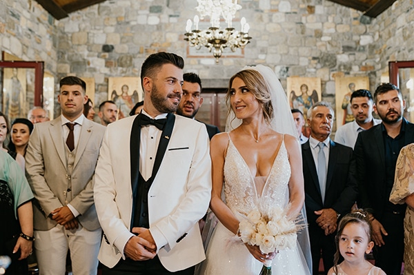 bohemian-summer-wedding-xanthi-pampas-grass-david-austin-roses_27