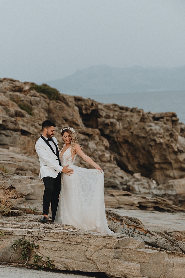 bohemian-summer-wedding-xanthi-pampas-grass-david-austin-roses_35