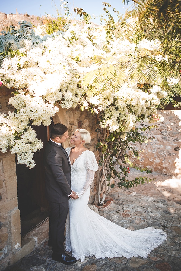 fall-wedding-athens-chic-details_02x