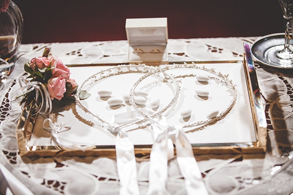 fall-wedding-athens-chic-details_22x